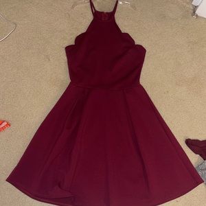 Cute maroon dress size M perfect for homecoming or other small events